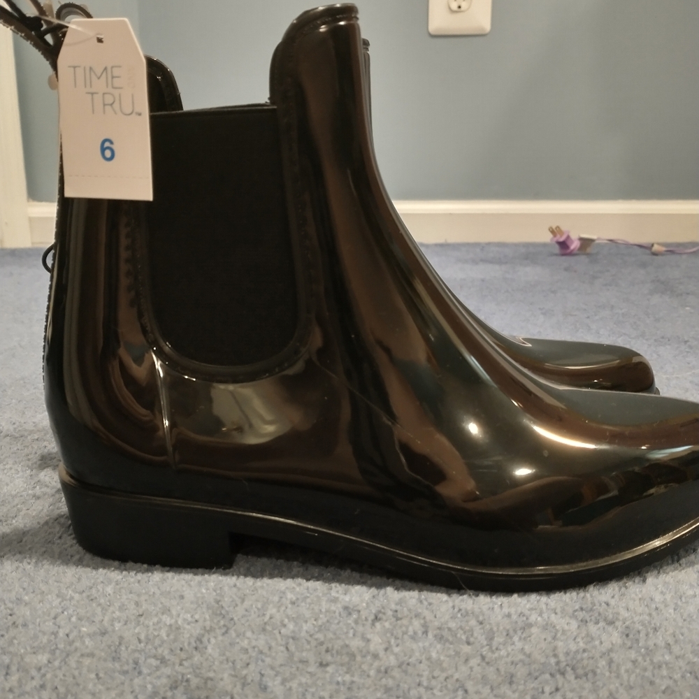 womens rain boots